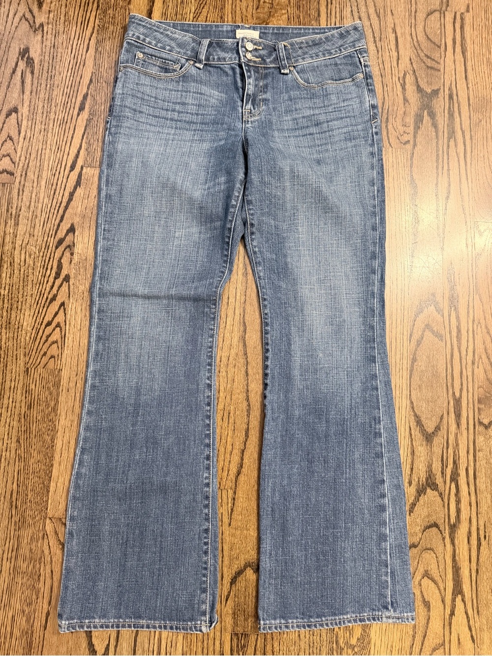 GAP Women's Faded Blue Essential Bootcut Jeans